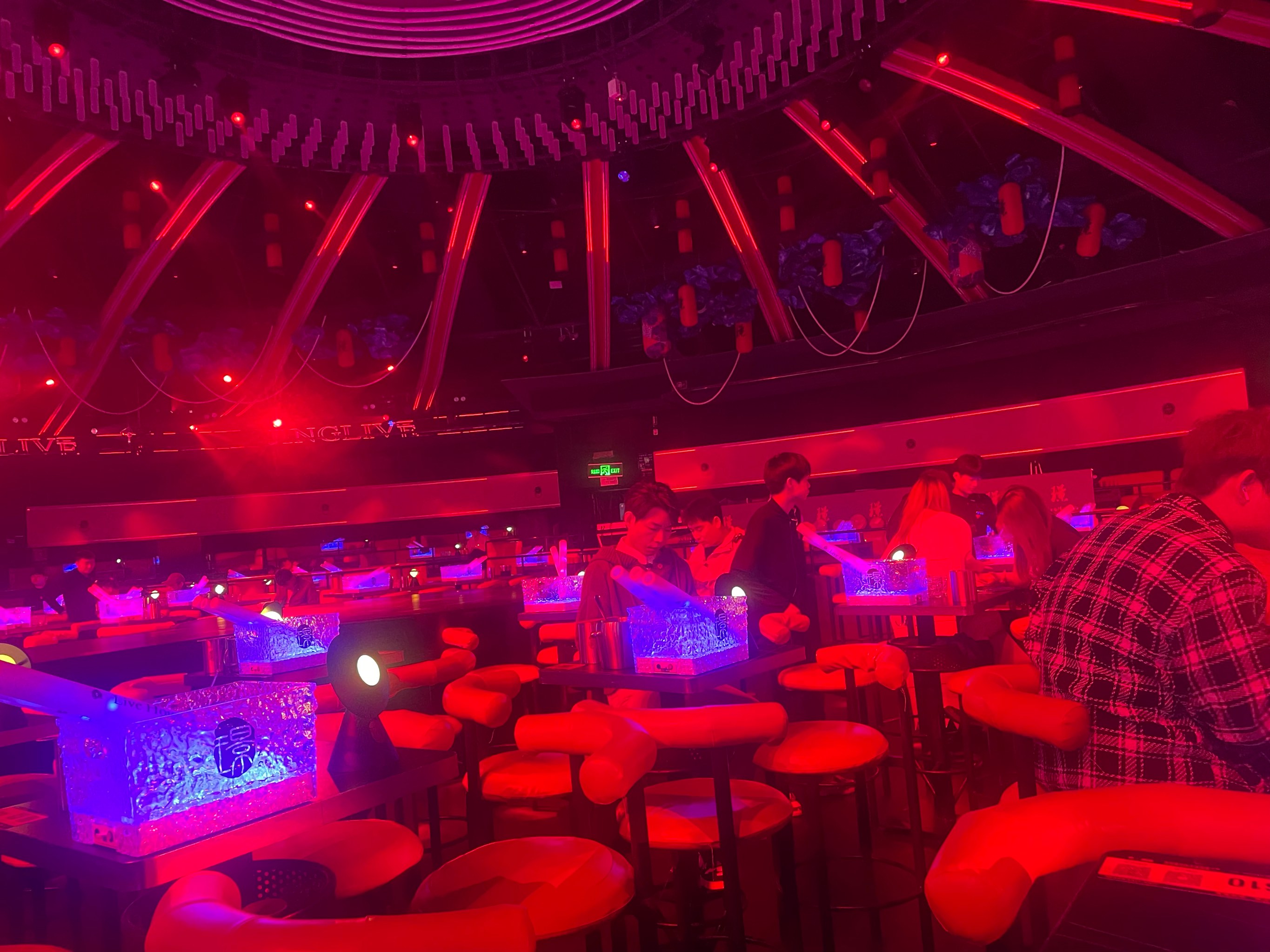 衡水商务ktv创新商务ktv模式解析-深州市ktv预定